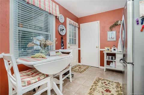 717 E John St, Matthews, NC 28105 photo 19