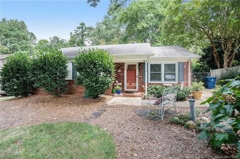 717 E John St, Matthews, NC 28105 photo 1