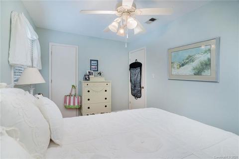 717 E John St, Matthews, NC 28105 photo 9
