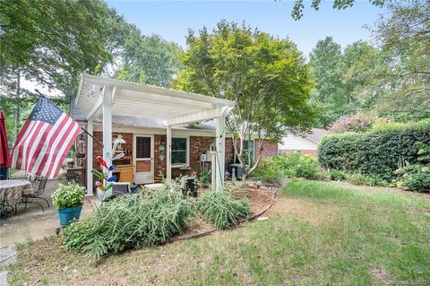 717 E John St, Matthews, NC 28105 photo 23
