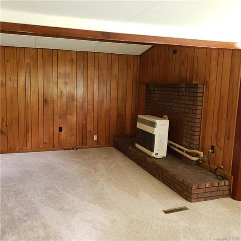 13 Castle Dr, Clyde, NC 28721 photo 6