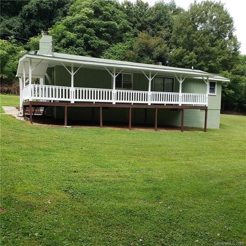 13 Castle Dr, Clyde, NC 28721 photo 4