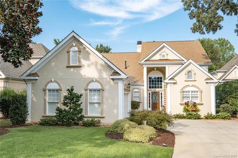 17709 Springwinds Dr, Cornelius, NC 28031 photo 2