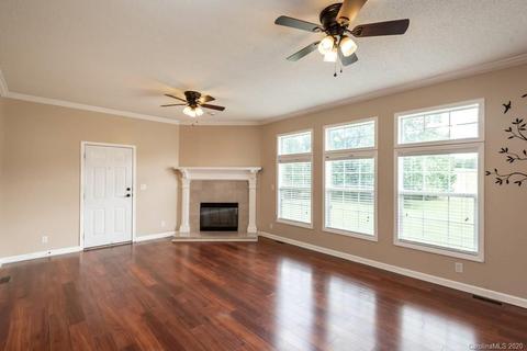2287 Oweda Dr, Conover, NC 28613 photo 17