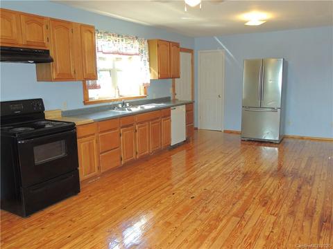 513 Terry Rd, Bostic, NC 28018 photo 7