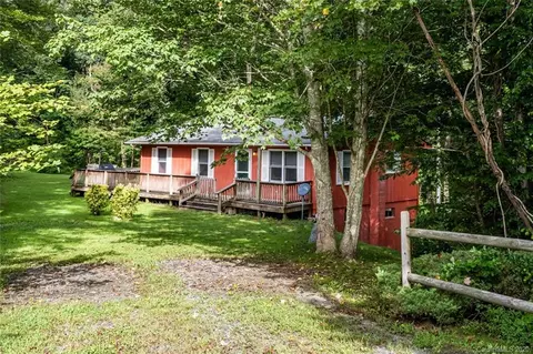 369 Frank Rector Rd, Marshall, NC 28753 photo 2
