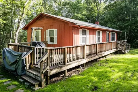 369 Frank Rector Rd, Marshall, NC 28753 photo 3