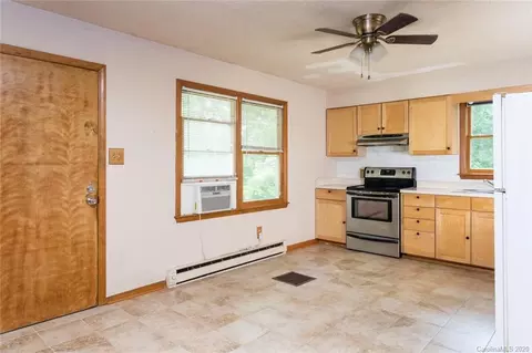 369 Frank Rector Rd, Marshall, NC 28753 photo 9