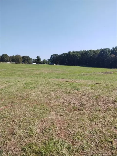 203 Mullis Rd, Harmony, NC 28634 photo 2