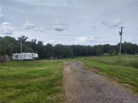 203 Mullis Rd, Harmony, NC 28634 photo 11