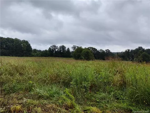 203 Mullis Rd, Harmony, NC 28634 photo 8