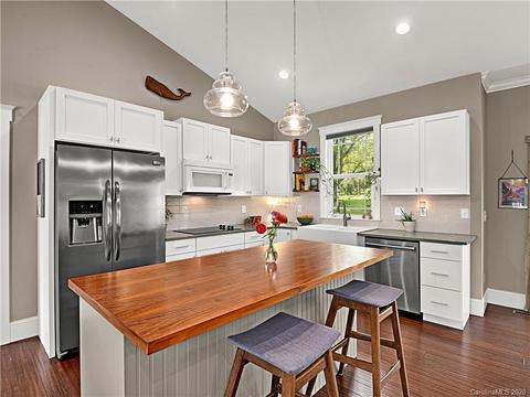 366 White Pine Dr, Fletcher, NC 28732 photo 6