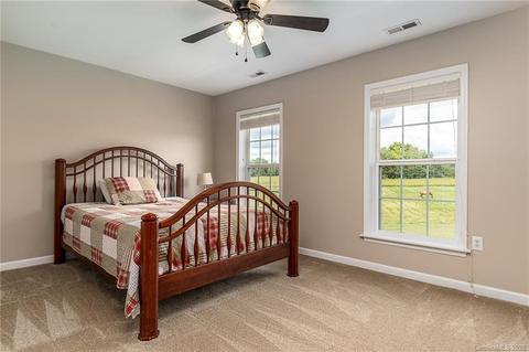 446 Rolling Acres Dr, Mount Ulla, NC 28125 photo 21