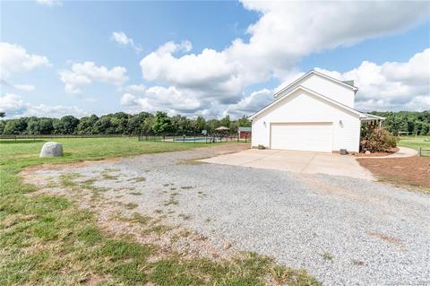 446 Rolling Acres Dr, Mount Ulla, NC 28125 photo 37