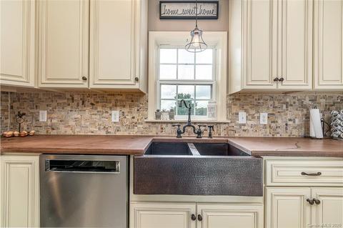 446 Rolling Acres Dr, Mount Ulla, NC 28125 photo 12