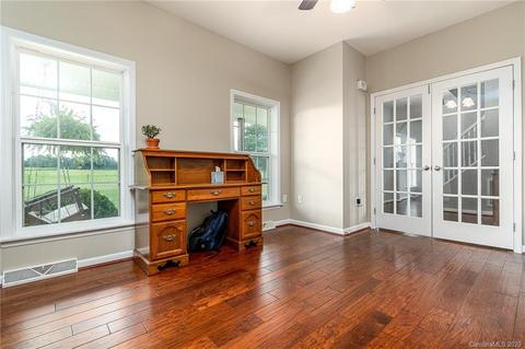 446 Rolling Acres Dr, Mount Ulla, NC 28125 photo 5