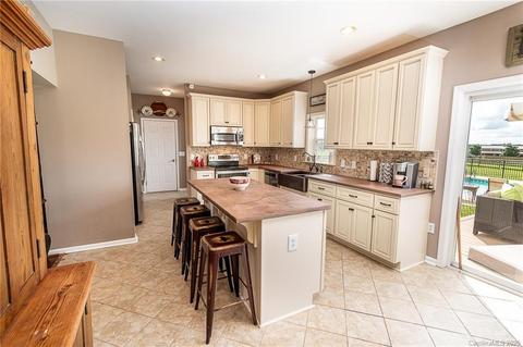 446 Rolling Acres Dr, Mount Ulla, NC 28125 photo 9