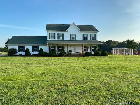 446 Rolling Acres Dr, Mount Ulla, NC 28125 photo 2