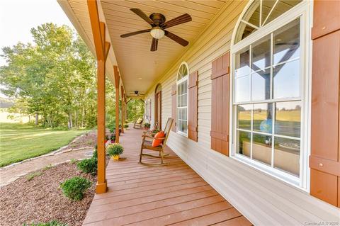 13080 Voncannon Dr, Midland, NC 28107 photo 4