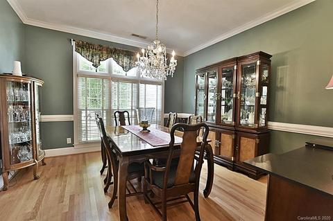 612 Landsdowne Ct, Fort Mill, SC 29708 photo 4