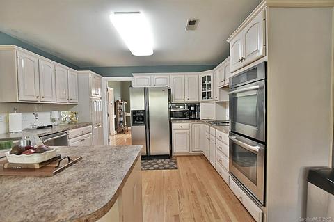 612 Landsdowne Ct, Fort Mill, SC 29708 photo 7