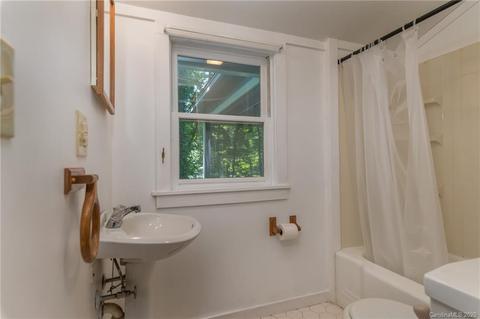 34 Forest Ln, Tryon, NC 28782 photo 17