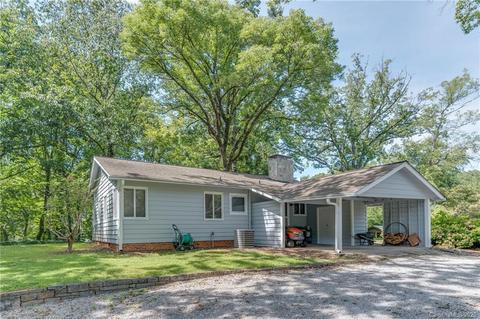 34 Forest Ln, Tryon, NC 28782 photo 4