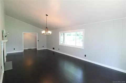325 Ruby Ln, Gastonia, NC 28054 photo 5