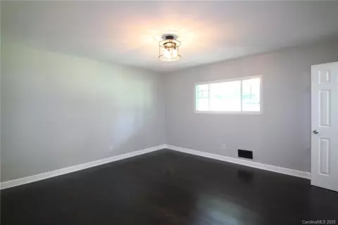 325 Ruby Ln, Gastonia, NC 28054 photo 19