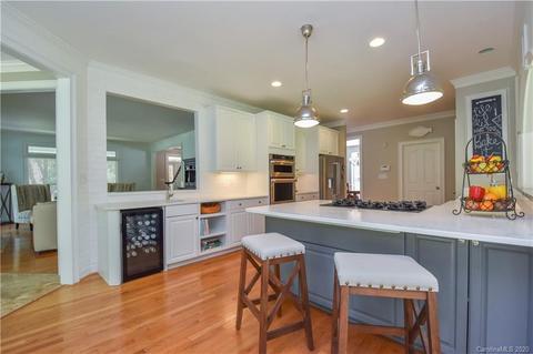 6353 Fox Chase Dr, Davidson, NC 28036 photo 8