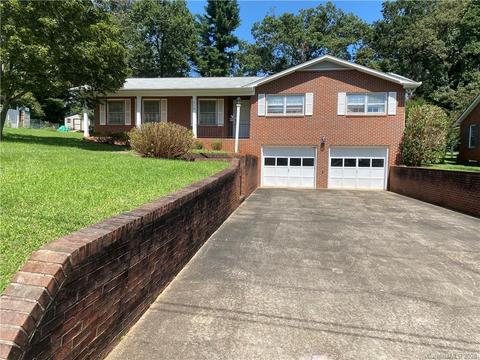 210 Park St, Morganton, NC 28655 photo 1