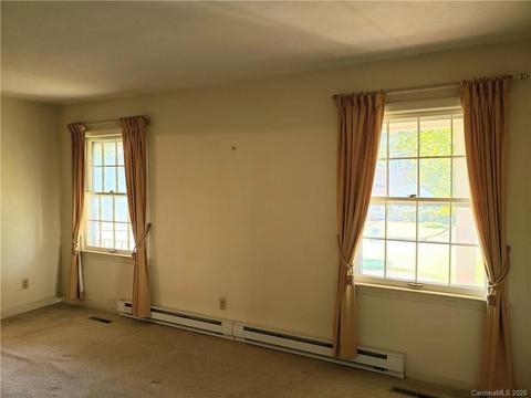 210 Park St, Morganton, NC 28655 photo 6