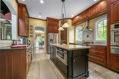 302 E Glenview Dr, Salisbury, NC 28147 photo 11
