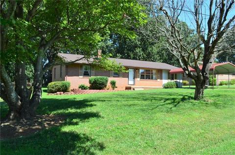 1858 Noah Path, Conover, NC 28613 photo 2