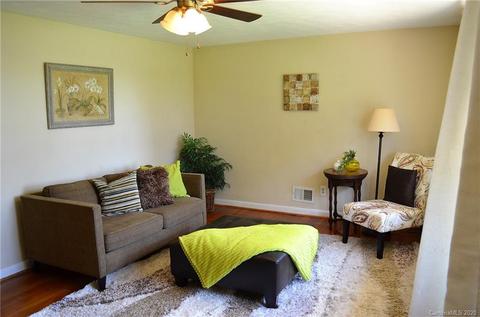 1858 Noah Path, Conover, NC 28613 photo 5