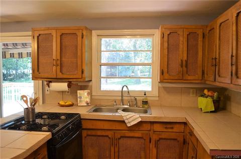 1858 Noah Path, Conover, NC 28613 photo 13