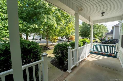 1100 Sarandon Dr, Matthews, NC 28104 photo 2