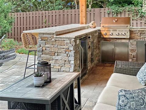 21413 Pinecrest Pl, Cornelius, NC 28031 photo 6