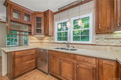 266 Meadowlark Dr, Tryon, NC 28782 photo 8