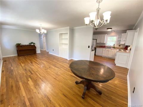 2012 Hampton Heights St, Lenoir, NC 28645 photo 6