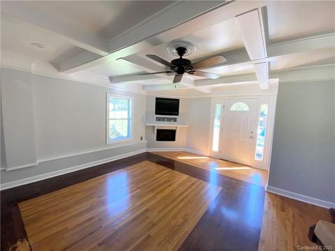 2012 Hampton Heights St, Lenoir, NC 28645 photo 9