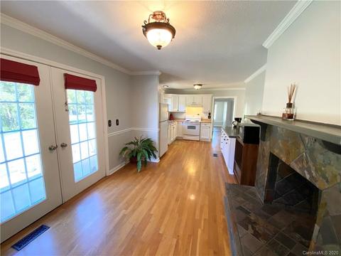 2012 Hampton Heights St, Lenoir, NC 28645 photo 18