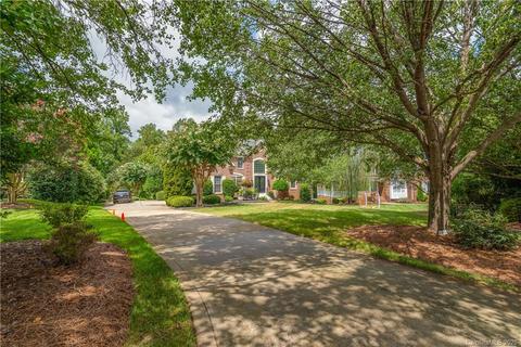 2016 Maynard Rd, Charlotte, NC 28270 photo 1