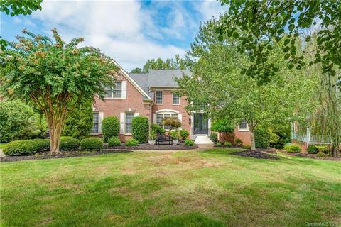 2016 Maynard Rd, Charlotte, NC 28270 photo 2