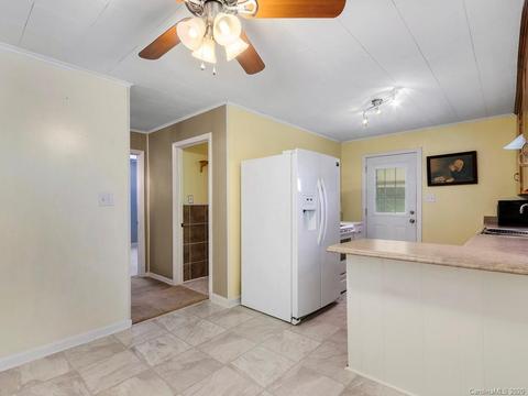 114 Candy Dr, Clyde, NC 28721 photo 4