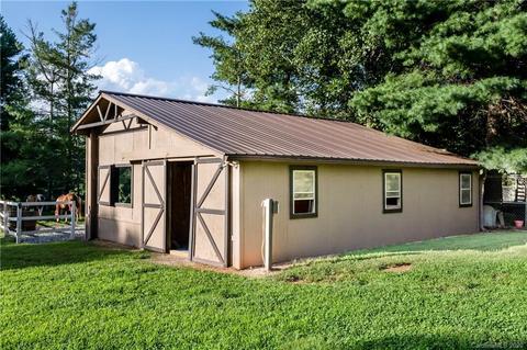100 Ridgeway Dr, Flat Rock, NC 28731 photo 3