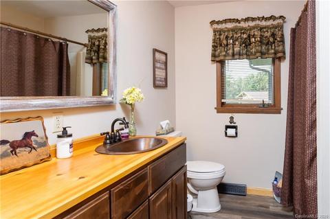100 Ridgeway Dr, Flat Rock, NC 28731 photo 19