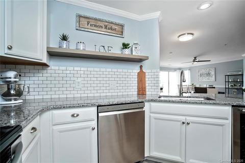 1335 Torrence Cir, Davidson, NC 28036 photo 11