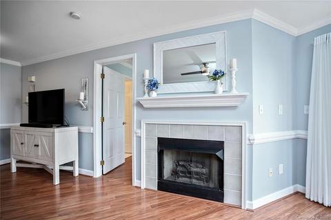 1335 Torrence Cir, Davidson, NC 28036 photo 7