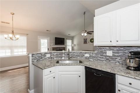 3907 Garrison Ct, Monroe, NC 28110 photo 10
